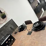 Luxury Flat In Uxbridge