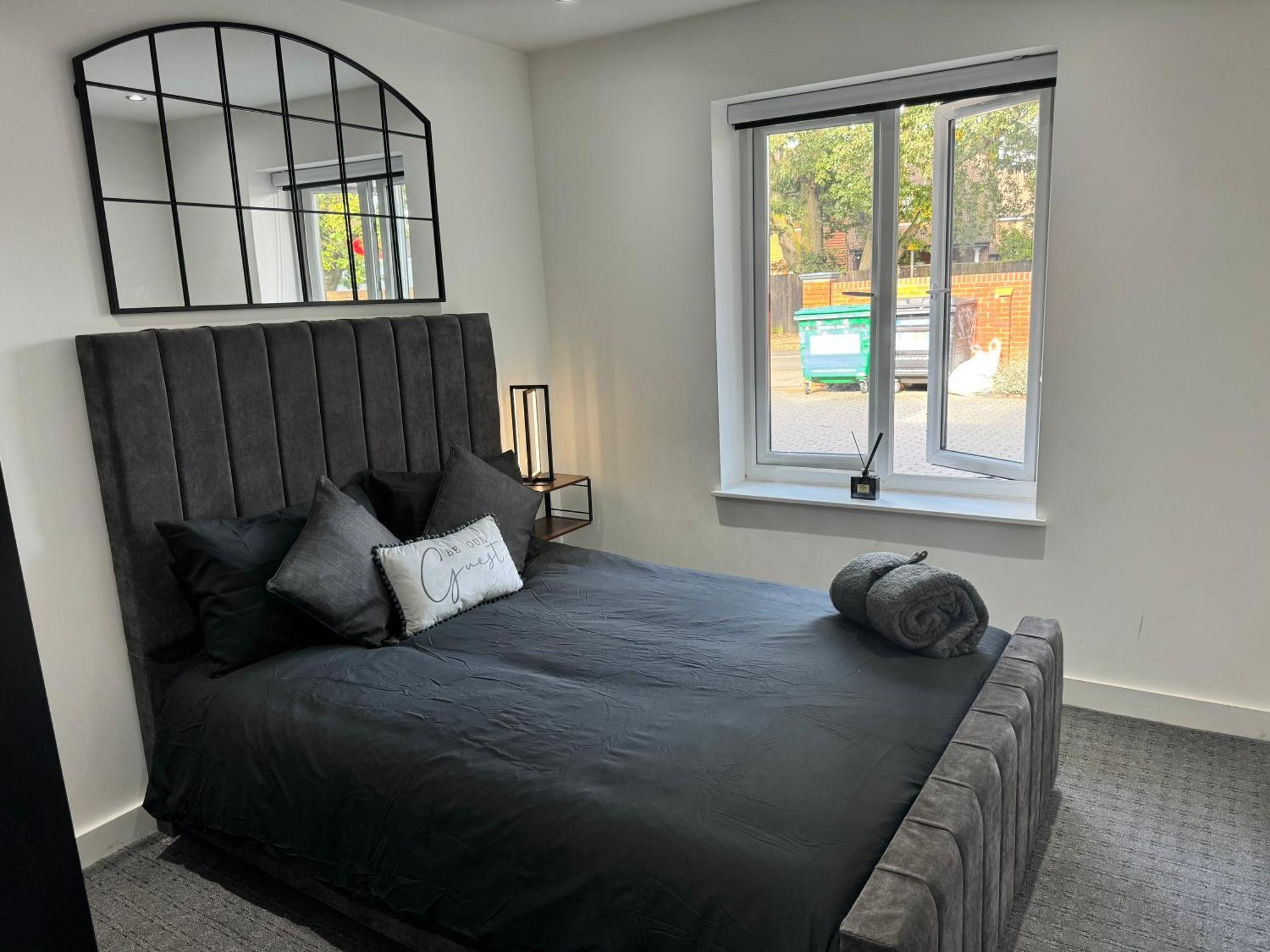 Apartment Luxury Flat In Uxbridge